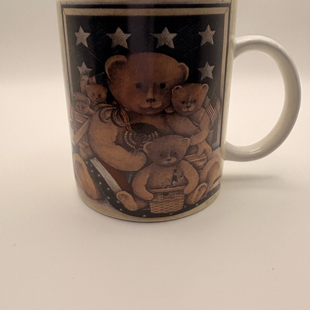 Ceramic Mug, "America, The Land We Love", New in Box